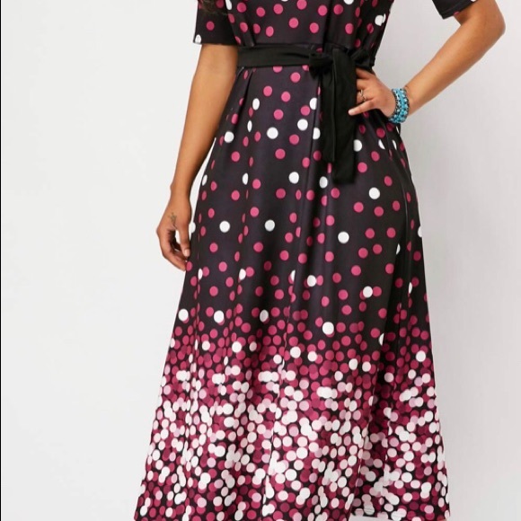 Dress - Picture 5 of 5